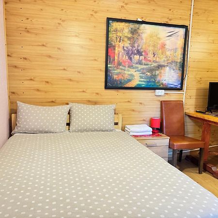 Appartamento Casa Beijing Braşov Esterno foto